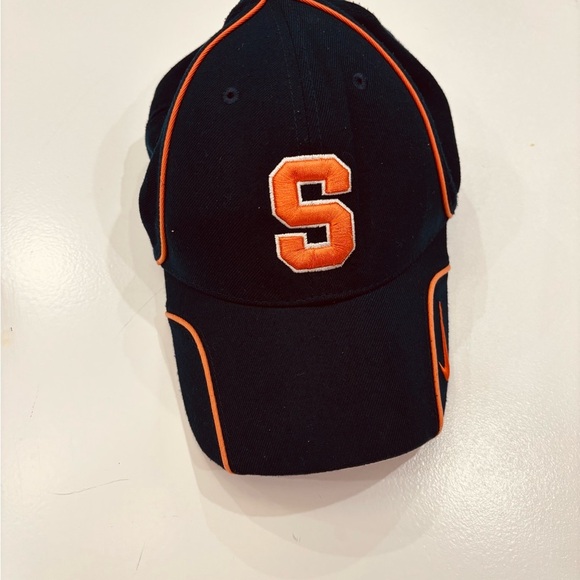 Nike Black and Orange Dri-Fit Cap Aerobill Sideline Hat Cap Strap-back Classic - Picture 2 of 5